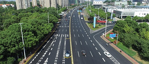 三一大道-岳麓大道道路空间品质提升项目一标段顺利施工